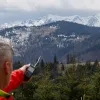 Чоловік ледь не загинув, тікаючи з України горами: українець дістався Румунії і опинився в комі