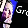 Grok Ілона Маска обмежив генерацію зображень на X після скандалу: що сталося та кого це стосується
