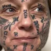 Жахлива історія насильства над жінкою: сотні татуювань від партнера по всьому тілу – як вона змогла вирватися