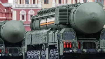 У Білорусі вперше публічно показали «Орєшнік»: військові опублікували відео ракетного комплексу