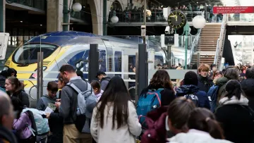 Масштабний збій системи Євротунелю: паралізовано рух потягів між Францією та Великою Британією