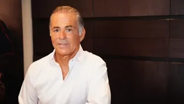 У Парижі засудили лікарів після смерті мільярдера під час операції зі збільшення пеніса: який вирок винесли