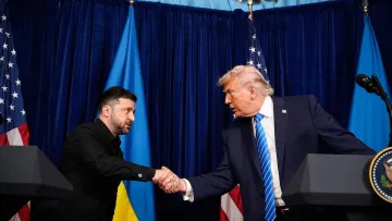 Планшет для відстеження бойових дій в реальному часі: Зеленський планував зробити Трампу незвичний подарунок