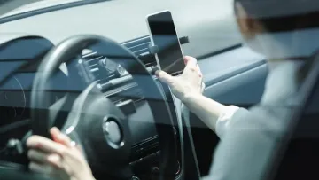 Штрафи за паркування стали доступними онлайн: в яких містах вже запрацював новий сервіс від МВС