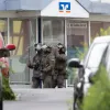 У Німеччині озброєний нападник захопив заручників у банку та зник після штурму: поліція проводить спецоперацію