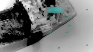 США завдали удару по танкеру біля узбережжя Оману: загинули троє індійських моряків