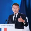 «Більше не є нейтральними»: Емманюель Макрон заявив про зміну позиції США щодо війни в Україні