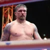 «Це не кінець історії»: Олександр Усик заявив, що відмовляється від чемпіонських поясів