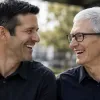 Стала відома зарплата нового CEO Apple Джона Тернуса він зароблятиме більше, ніж Тім Кук