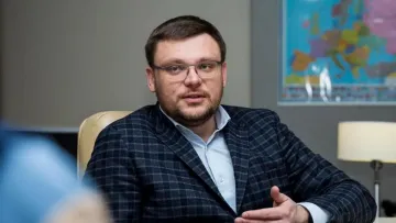 Руслан Кравченко виклав «плівки» з директором НАБУ Кривоносом: він підозрюється у фіктивному усиновленні дитини