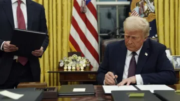 Дональд Трамп незабаром планує підписати закон про «пекельні санкції» проти Росії: що про них відомо 