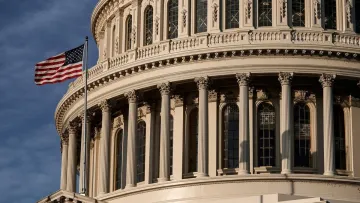 Сенатор США вимагає розслідувати обмеження роботи Starshield в Україні: що він ініціює 