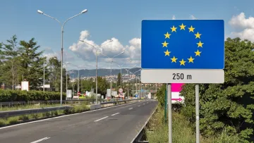 Україна веде переговори про перенесення митного контролю до ЄС: все через російські атаки на кордони