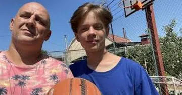 Потап відверто про сина: 16-річний Андрій поїде вчитися, а баскетбол допоможе зекономити на оплаті