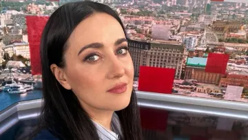 «Два десятиліття»: ведуча ТСН показала своє архівне фото
