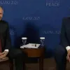 Трамп і путін зустрілися на Алясці: потисли руки, сіли в одне авто та говорили на задньому сидінні – відео