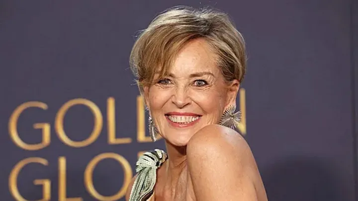 Зірка Голлівуду і майбутня свекруха українки Шерон Стоун заявила, що спілкується з померлими: «Я справді чую‎»