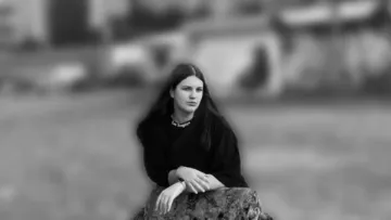 Трагедія в столиці: померла 16-річна дівчина, яка впала в яму з окропом у Києві