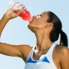 Спортивні напої: користь чи маркетинг — коли електроліти справді потрібні організму