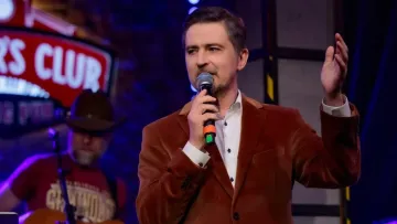 «Я буду здивований, якщо вони не виграють»: ведучий Євробачення у Києві Dj Pasha дав прогноз на фінал конкурсу