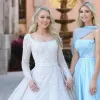 Яскраві сукні на приватному острові: Іванка та Тіффані Трамп поділилися кадрами з весілля Дональда-молодшого
