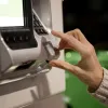 Кінець епохи пластику: як в Україні та світі тепер платять у магазинах та інтернеті