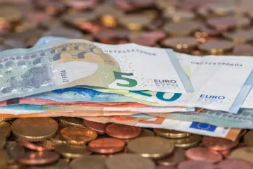 «‎Україна рухається до Європи»: фахівець відверто розкрив реальне майбутнє гривні
