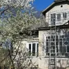 «Це найкраще місце»: жінка показала, як за рік перетворила занедбаний будинок біля Дністра на дім мрії
