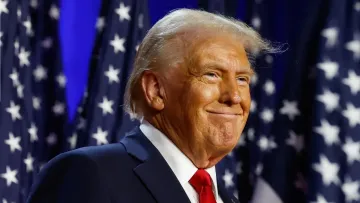 «Покласти край конфлікту»: Трамп привітав Україну з Днем Незалежності та побажав міцного миру