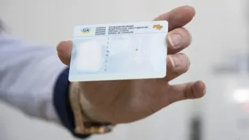 Права у 16 років за 20 тисяч гривень: українців попередили про нову схему шахраїв