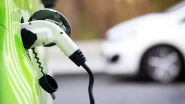 Електромобілі з найбільшим запасом ходу у 2026 році: топ-10 списку лідерів
