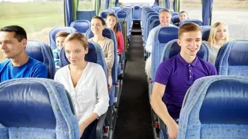 Крадії та агресивні пасажири: яке місце в автобусі допоможе уникнути проблем