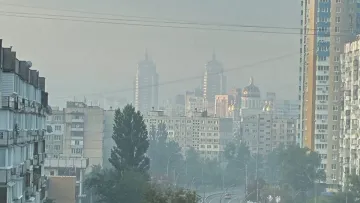 Через пожежі на Київщині у столиці може відчуватися запах гарі: що рекомендує КМДА 