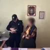 Експлуатувала людей з інвалідністю: директорку будинку-інтернату на Вінниччині затримали за торгівлю людьми 