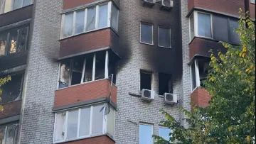 «Двоє моїх сусідів загинули»: при обстрілі Києва росіяни влучили в квартиру відомої телеведучої