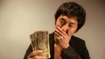 Таємний виграш і розкішні витрати: історія японського пенсіонера після успіху в лотереї