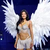Кайлі Дженнер у бюстгальтері Fantasy Bra за $50 млн: чому дебют моделі на Victoria’s Secret розлютив мережу