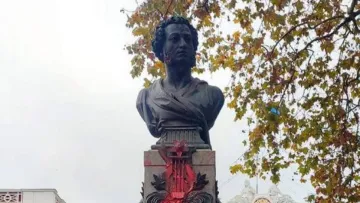 Дональд Трамп замість Пушкіна: в Одесі пропонують встановити бюст президента США