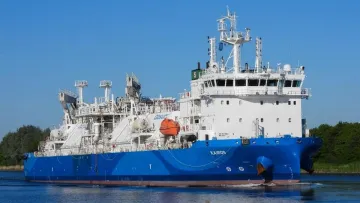 У Чорному морі вибухнули два нафтові танкери тіньового флоту росії: де це сталося та які наслідки