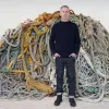 Мистецтво чи сміття? Британський художник продає гору старих канатів за 1 млн фунтів
