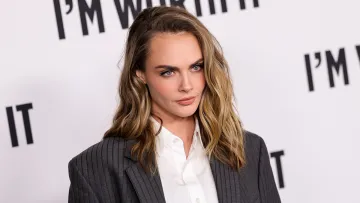 Із подіуму в бізнес: як Кара Делевінь купує та вигідно продає маєтки голлівудських зірок