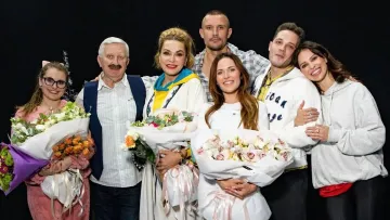 «А Оля де?»: «Холостяк» Цимбалюк відтворив відомий тренд з соцмереж разом з Сумською та Горянським – відео