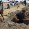 Росіяни взяли участь у змаганнях із копання могил в Угорщині: вони посіли одне з найперших місць