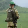 Виїзд за кордон під прикриттям спорту: на Вінниччині викрили правоохоронця з тарифом у $19 000