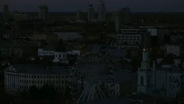 Київ вдається до жорстких заходів економії: місто стане темнішим