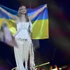 «Слава Україні!» зазвучало у Відні: співачка Leléka блискуче виступила у фіналі Євробачення – відео