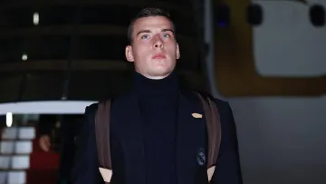 У сімейному колі, але у спортивній атмосфері: Лунін відсвяткував 27-річчя з королівськими почестями – фото