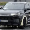 Знаменитий електрокар отримає альтернативу: Porsche готує новий Macan із бензиновими та гібридними двигунами