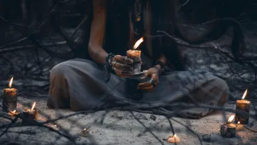 Росіяни масово звертаються до магів: війна і страх штовхають окупантів до містики