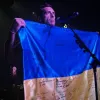 «Була дуже серйозна атака»: лідер російського гурту «Ногу Свело!» Покровський відвідав Київ і пережив обстріл
